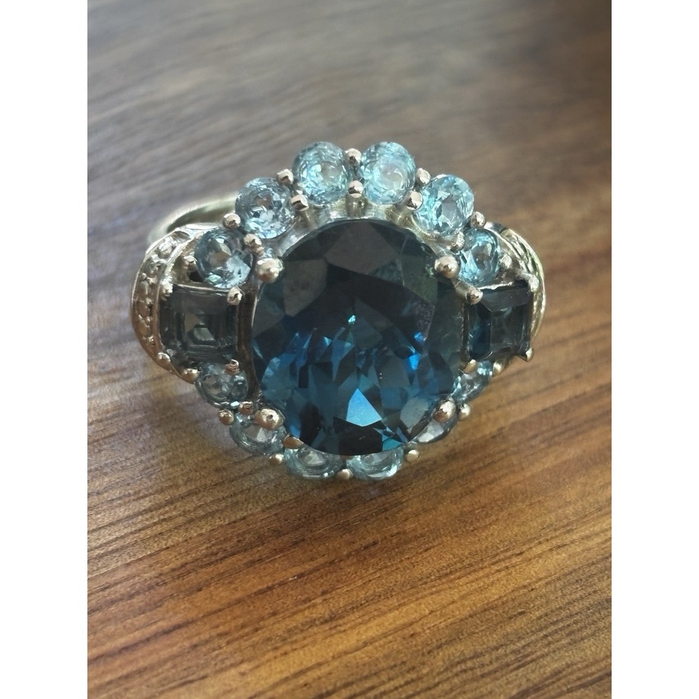 Sterling Silver Blue Topaz Ring Size 9